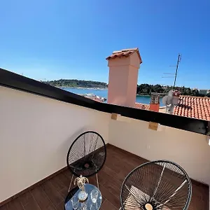 Nea Seaview 3-apartments! Rovinj